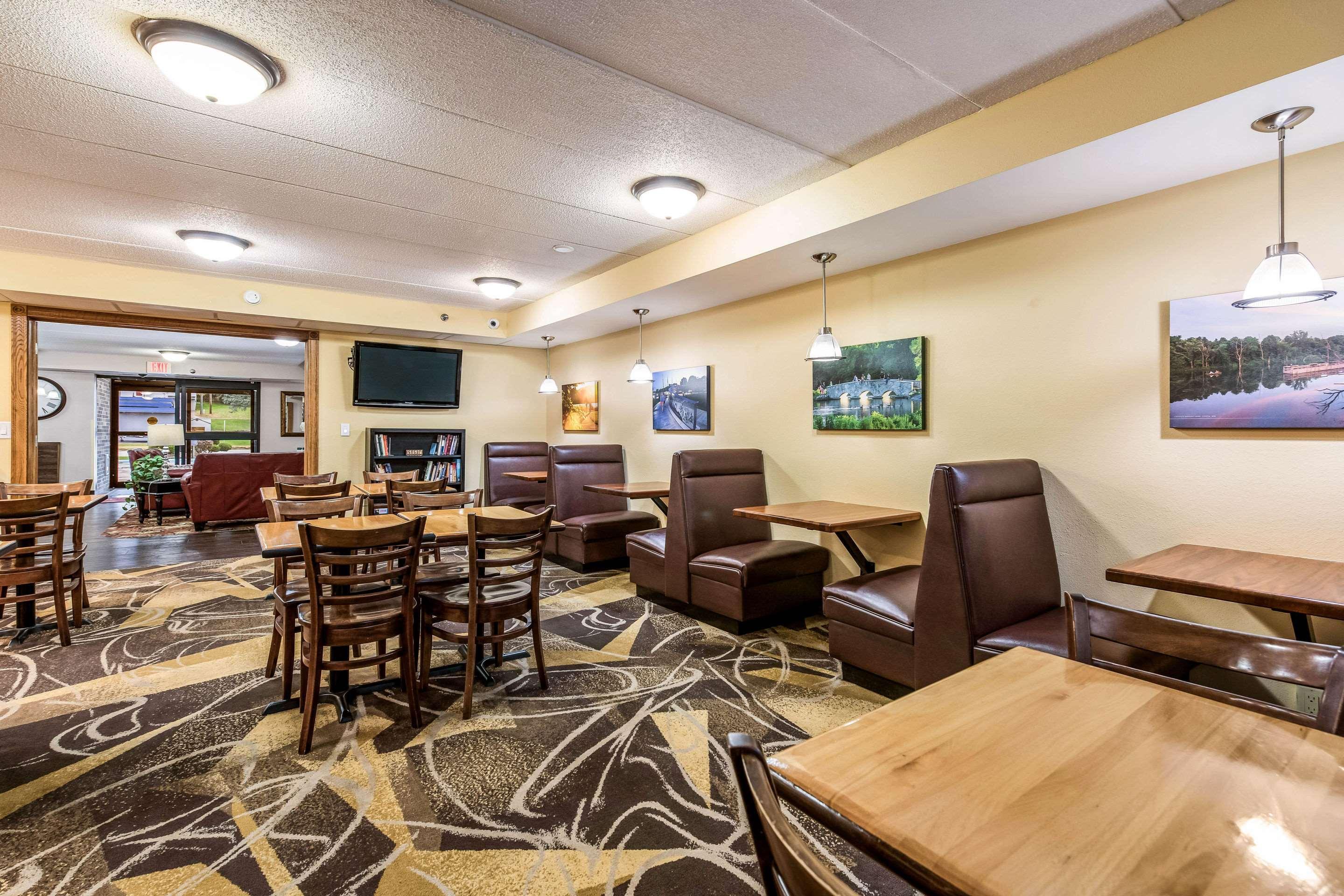 Econo Lodge Mayo Clinic Area Рочестер Экстерьер фото