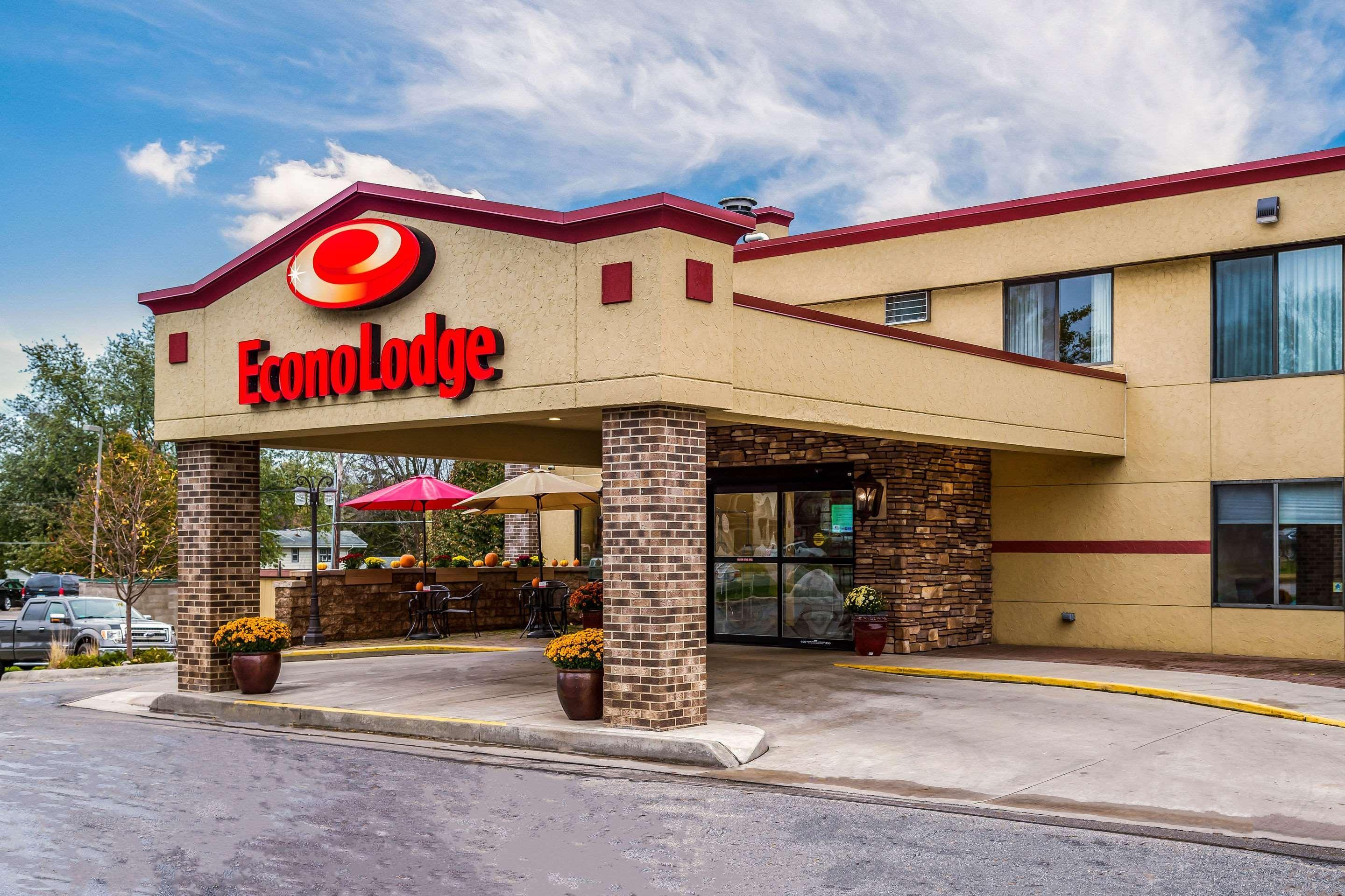 Econo Lodge Mayo Clinic Area Рочестер Экстерьер фото