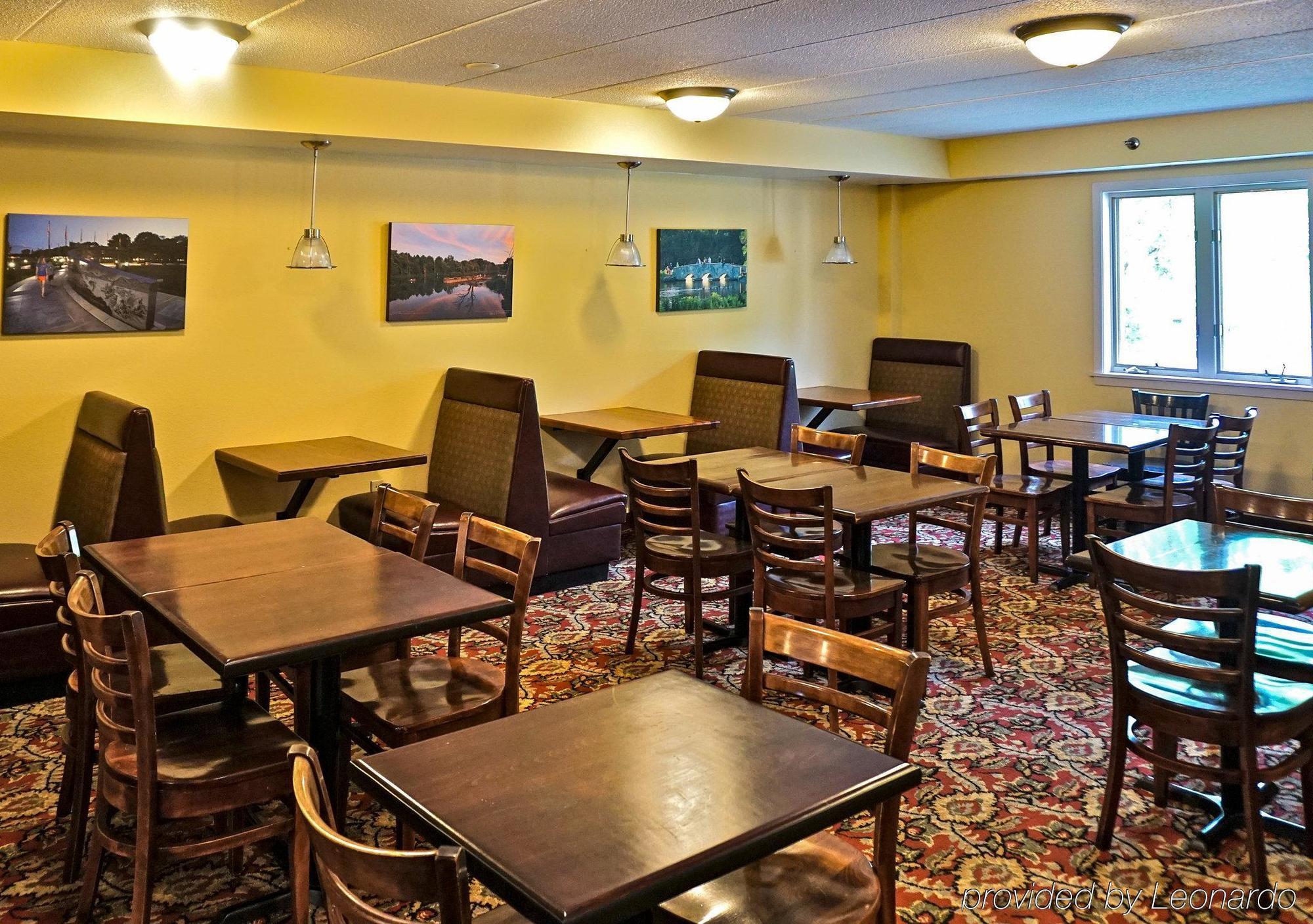 Econo Lodge Mayo Clinic Area Рочестер Экстерьер фото