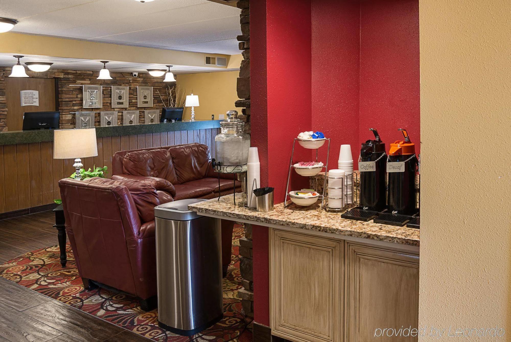 Econo Lodge Mayo Clinic Area Рочестер Экстерьер фото